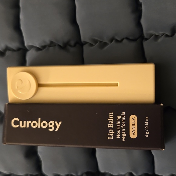 NIB Curology Lip Balm Nourishing Vegan Formula Vanilla - Picture 8 of 8